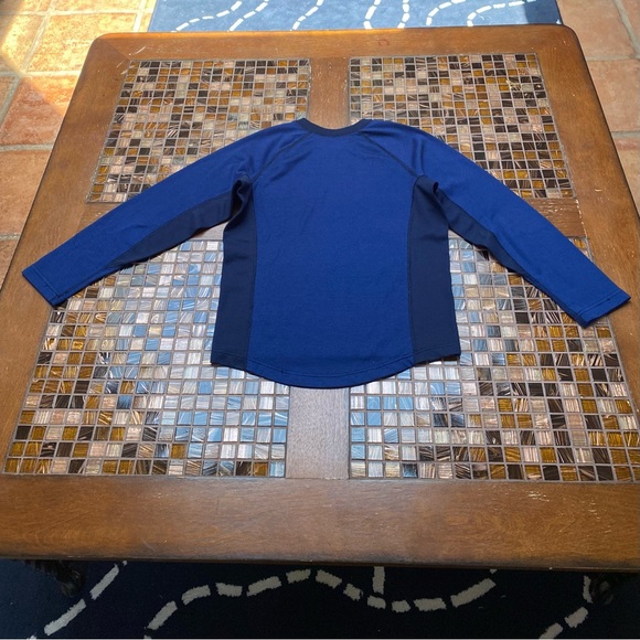 Patagonia Performance Capilene Top - Picture 6 of 7